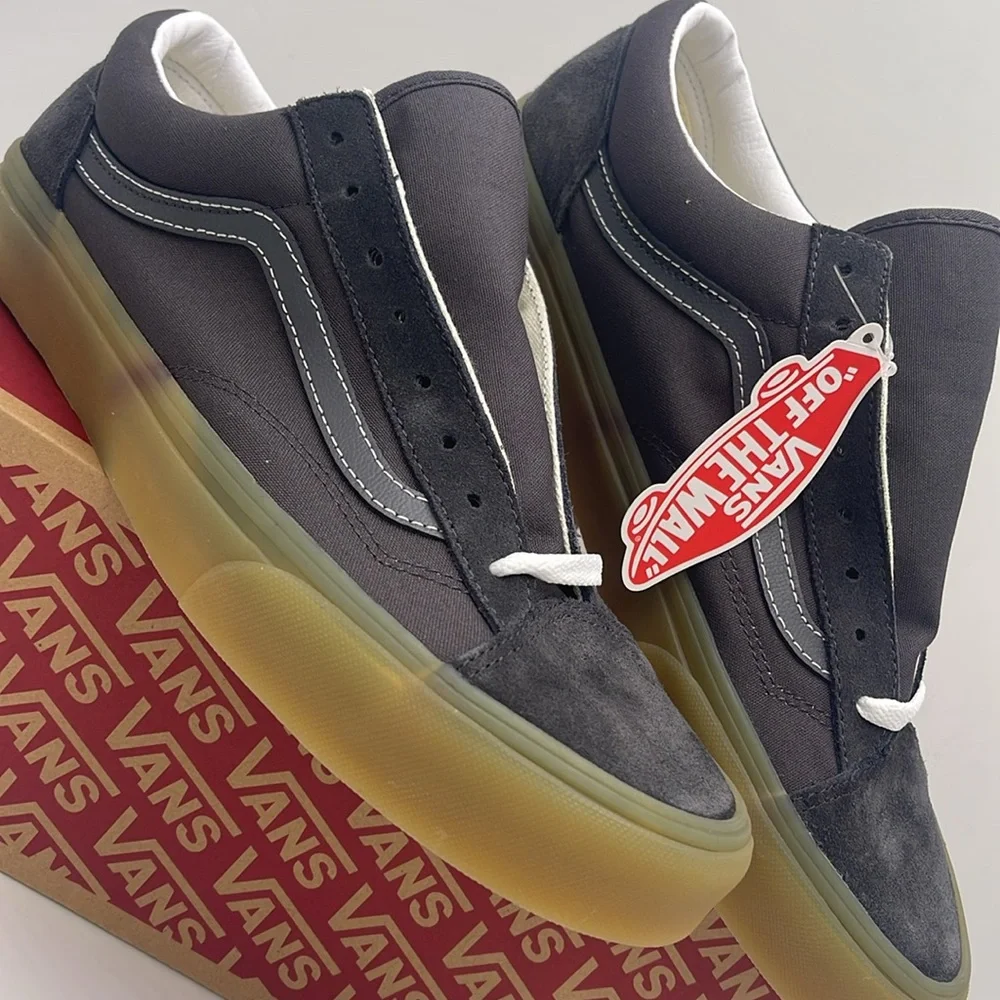 Vans Men’s Style 36 Gum Asphalt
VN0A54F6107 Sneakers - Picture 6 of 16